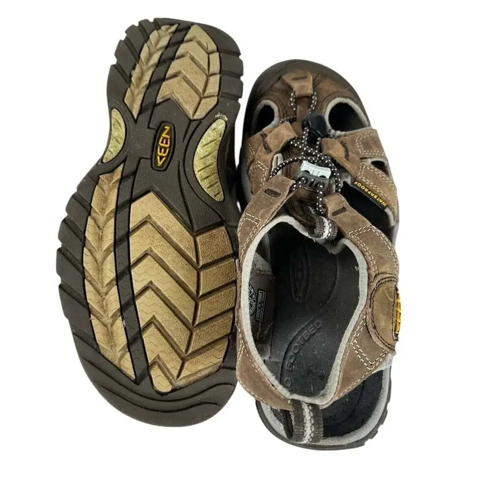 KEEN Austin Mens Sandals Size 7 Brown Leather Hiking Trail Outdoor Closed Toe